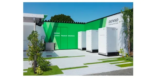 A factory tries to run its own power with a fuel cell and a battery
