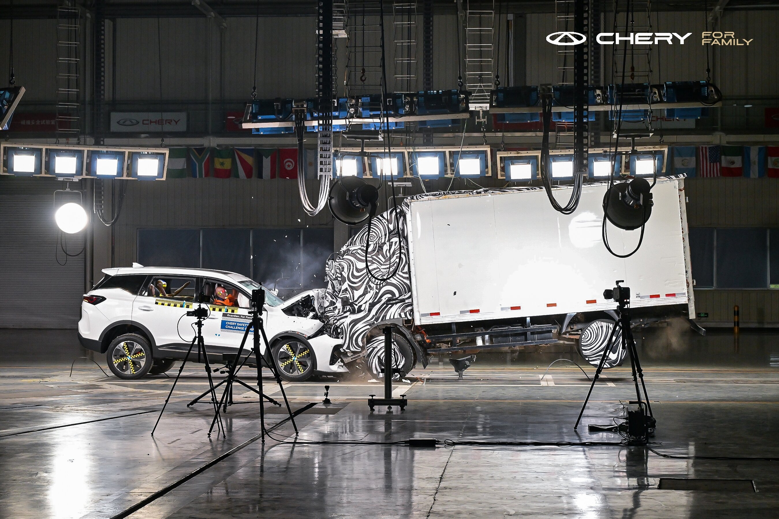 Chery's TIGGO7 passes 50 km/h truck crash test at Wuhu safety event